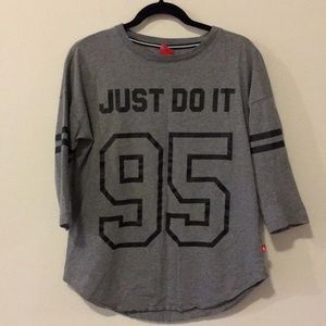 Nike Just Do It 95 Jersey 3/4” Sleeve Shirt M